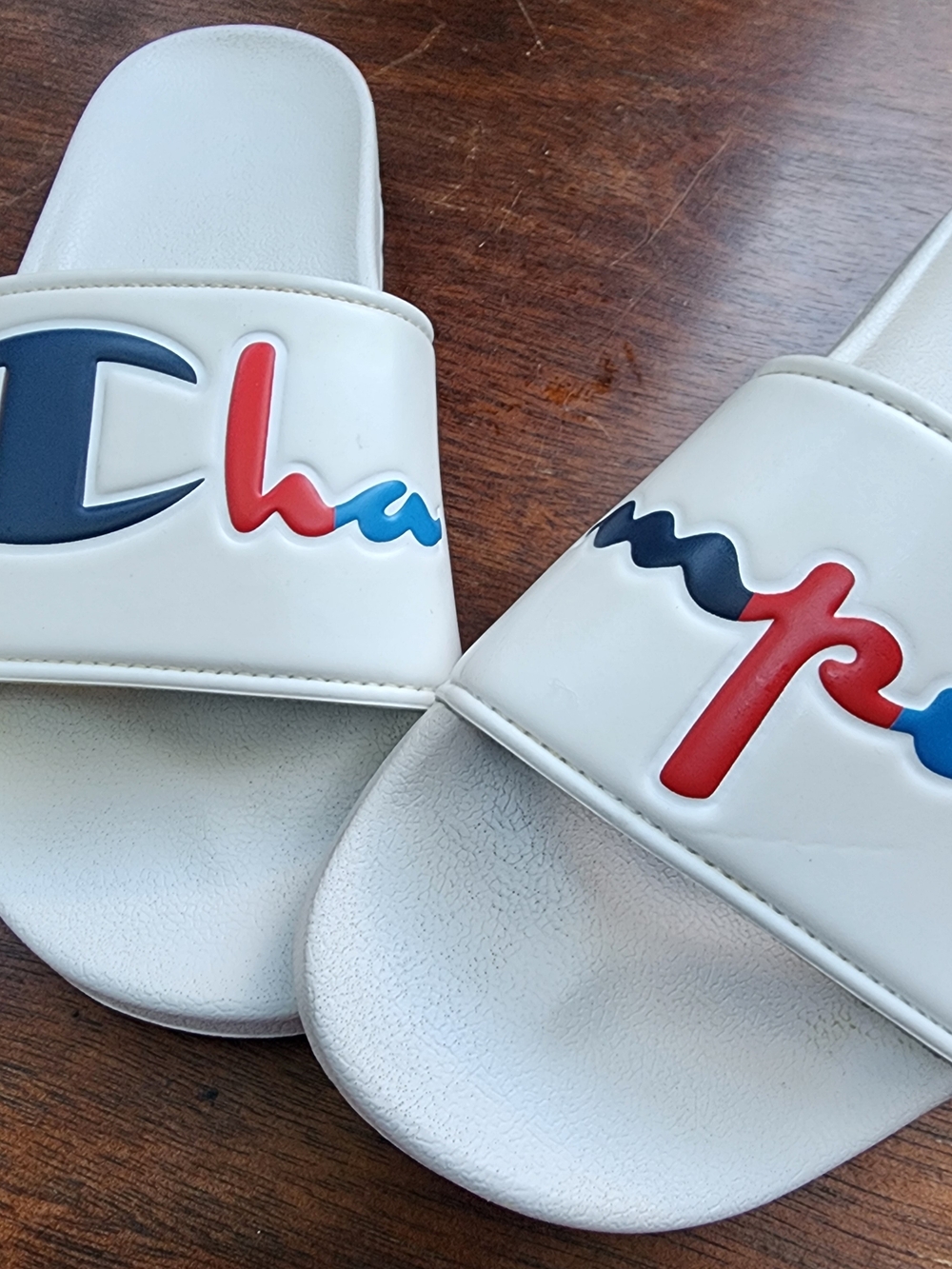 Champion White Slide Sandals Split Script Multi Color Logo Slides Shoes - Picture 1 of 7